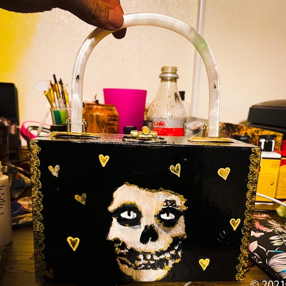Pinup wood purse hand painted horror Misfits purse - Picture 1 of 6